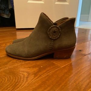Jack Rogers Suede ankle booties